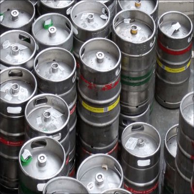 Разные пивные кеги б/у — различные фитинги и бренды